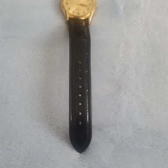 Casio Men Watch , Gold tone Water Resistant ,New Battery - Picture 5 of 12